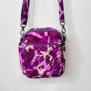 LUG CanCan Purple Berry Camo Travel Convertible Crossbody Belt Bag. - NWOT